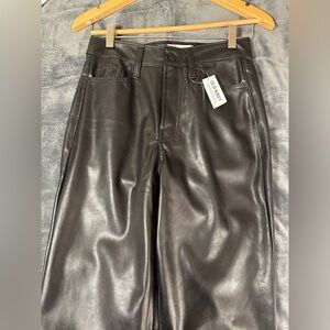 Old Navy High-Waisted OG Loose Faux-Leather Pants, Size 2 New